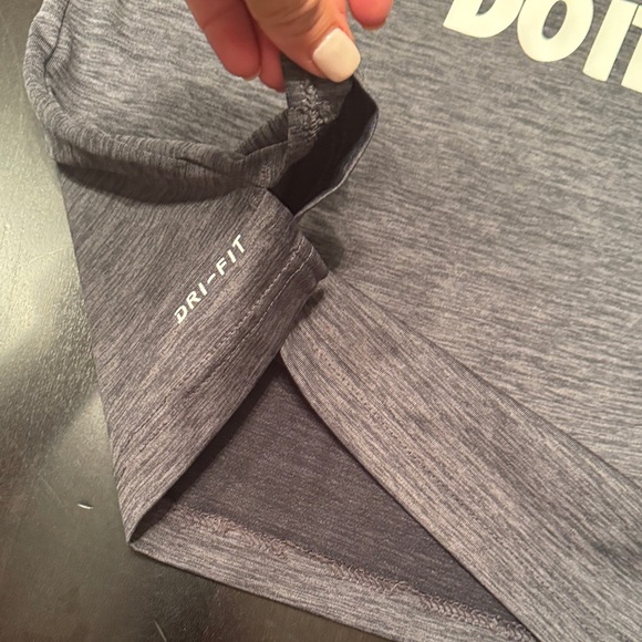 Nike Kids Gray Just Do It Tee - Picture 4 of 4